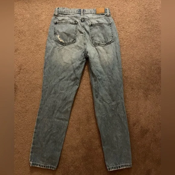 Aeropostale Ripped Mom Jeans - Picture 2 of 2